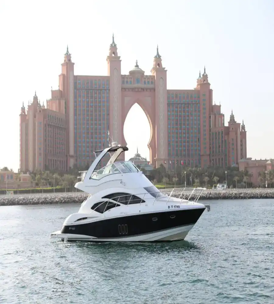 about out boat rental dubai 4